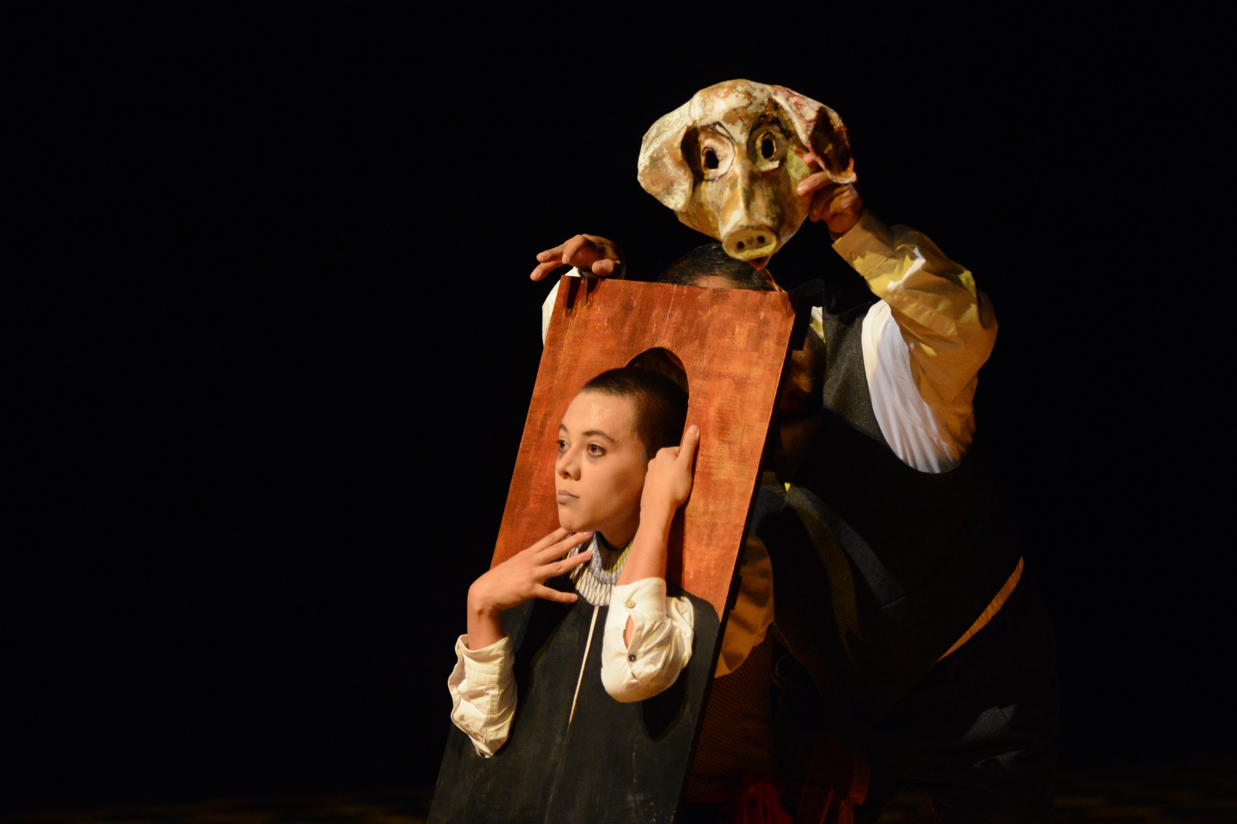 Claroscuro: Días y noches en Chartres, 2014