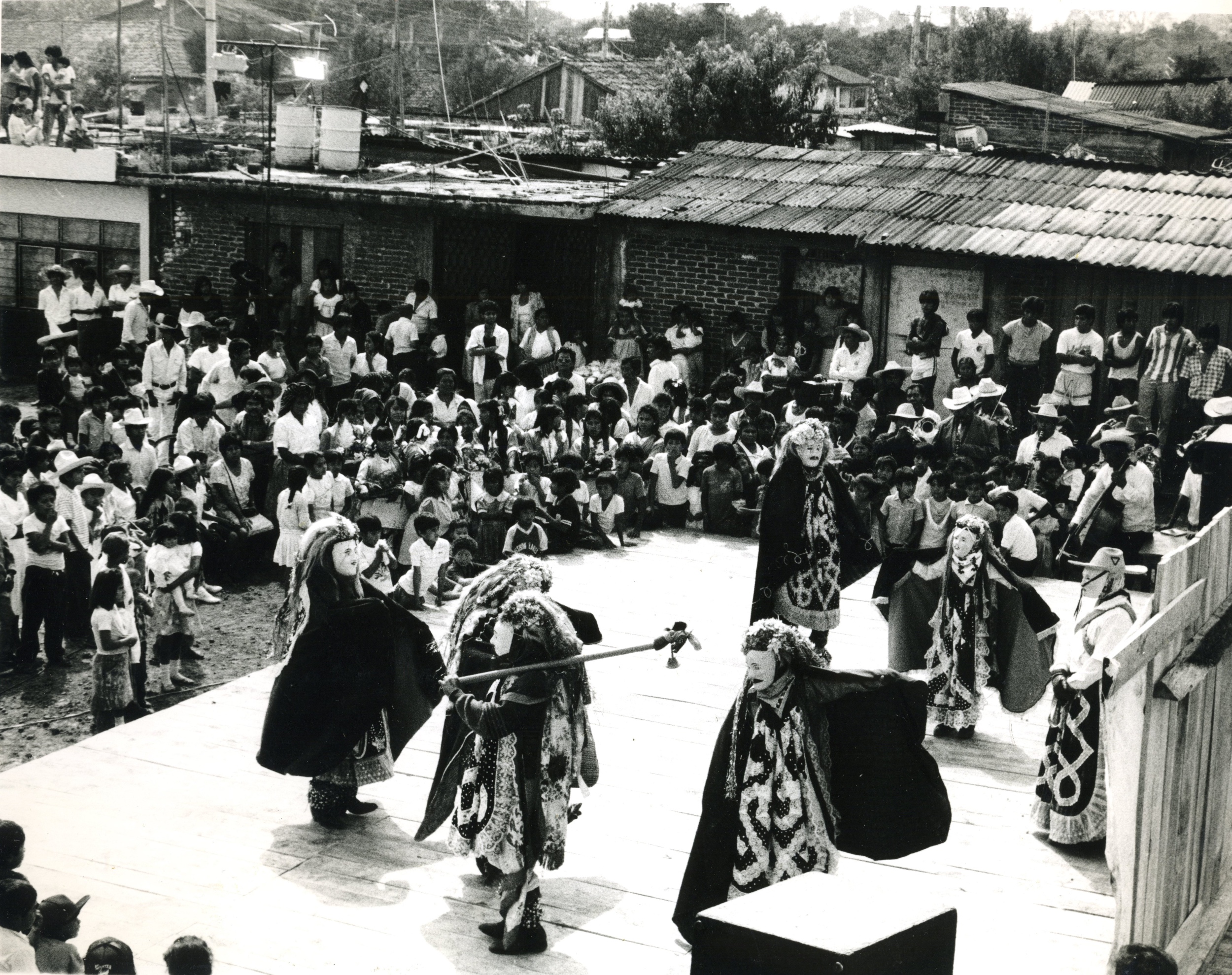 Danza Los cúrpites, 1989